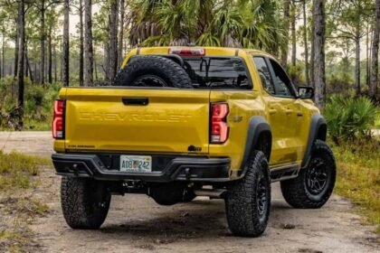 Chevrolet Colorado ZR2 Bison detras